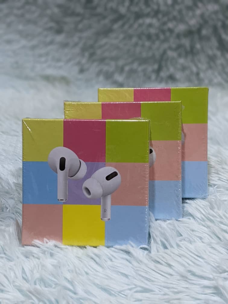 C Earbuds